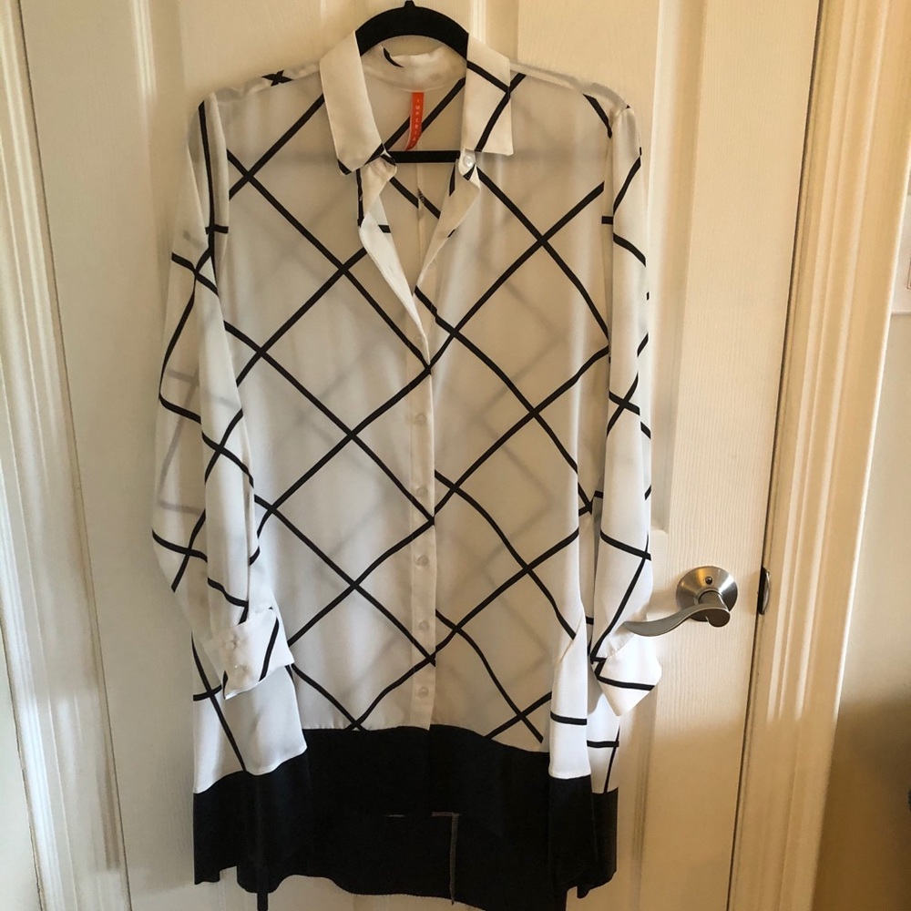 Black and white dress/tunic